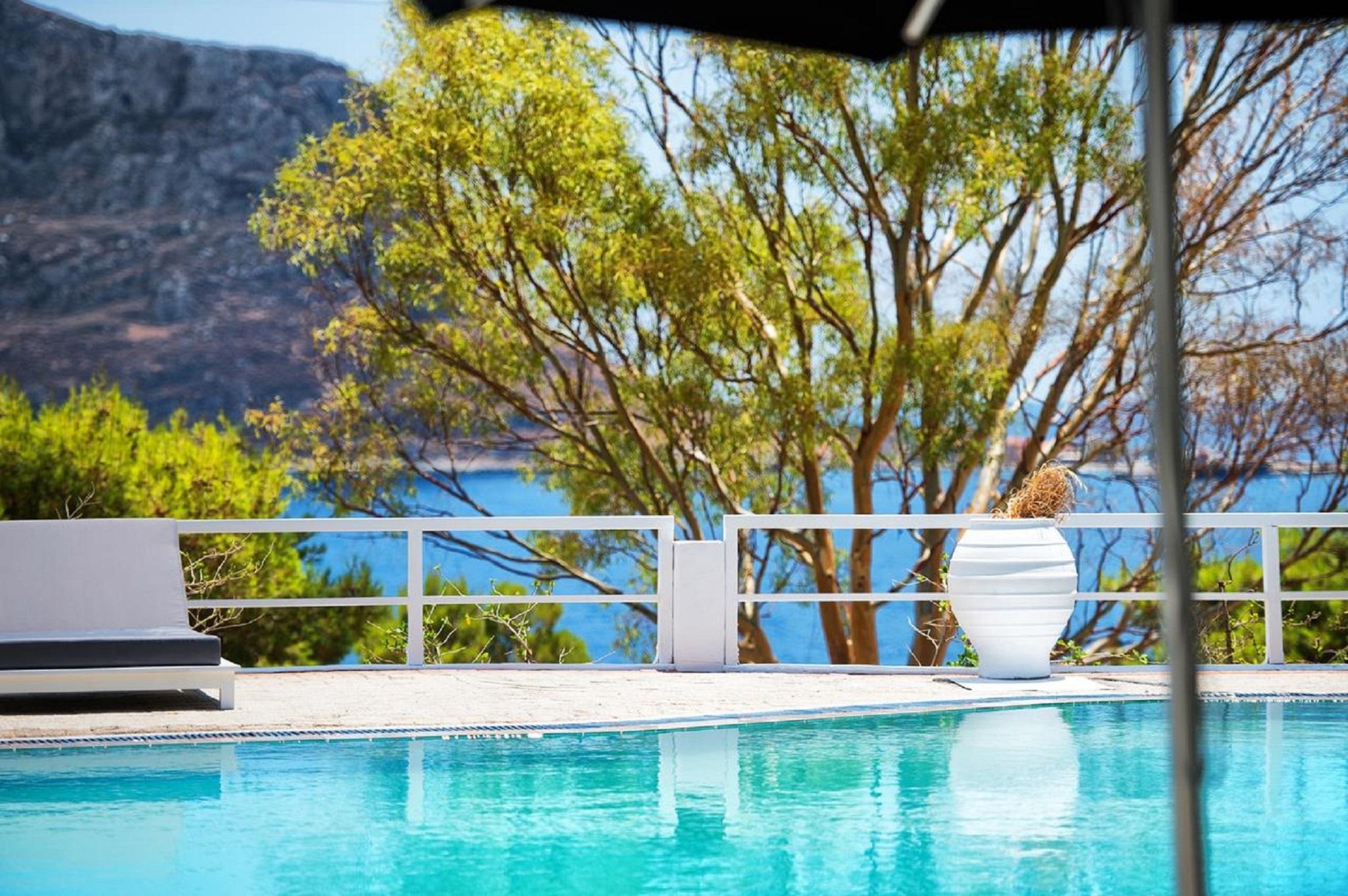 Akra Morea Hotel & Residences Monemvasía Екстериор снимка