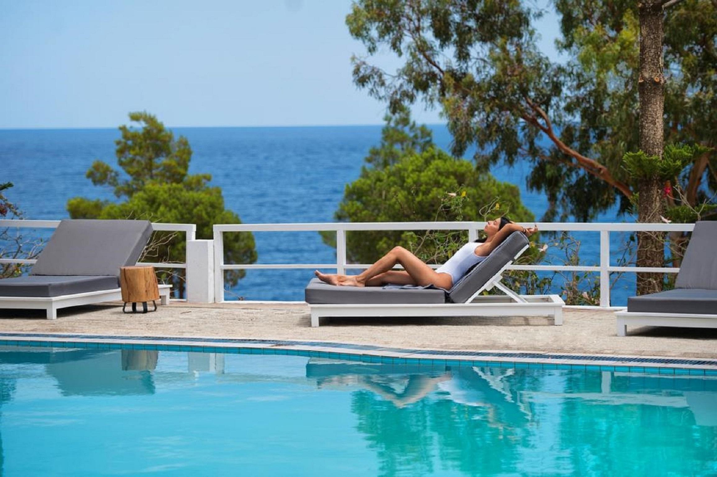 Akra Morea Hotel & Residences Monemvasía Екстериор снимка